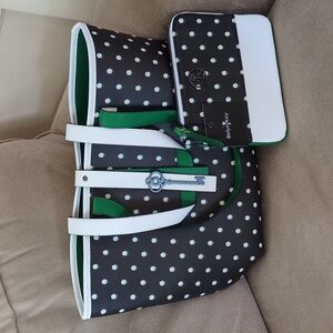 Belyn Key Keystone Contrast Tote And Pouch